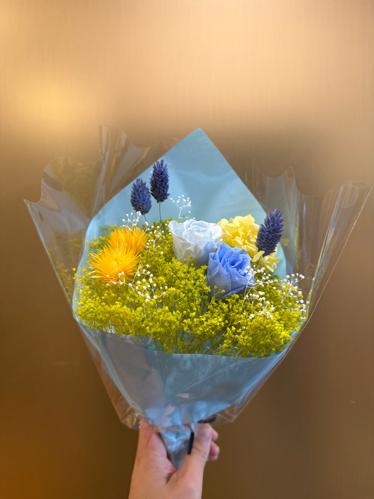 Happy Bouquets (preserved)