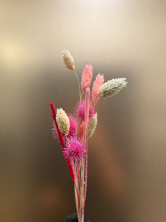 Small bouquet in pink and red